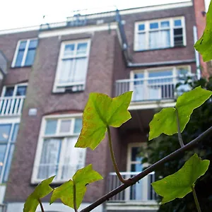  Hostal Annemarie